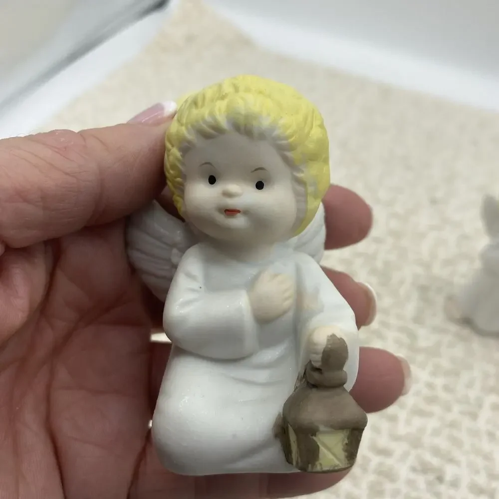 VINTAGE GROUP OF THREE BABY ANGELS, CERAMIC FIGURINES